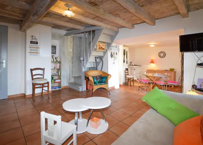 3 Bedroom Stunning In Marignana