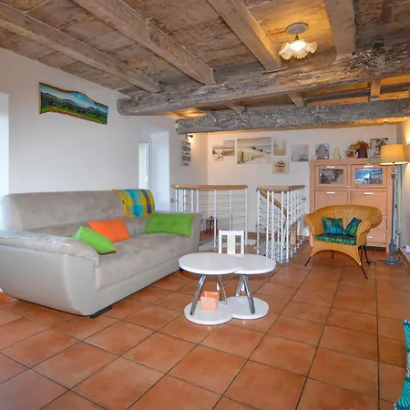 Feriehus Awesome Home In Marignana With Wifi *