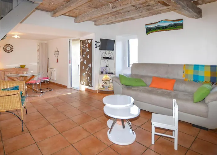Σπίτι διακοπών 3 Bedroom Stunning In *