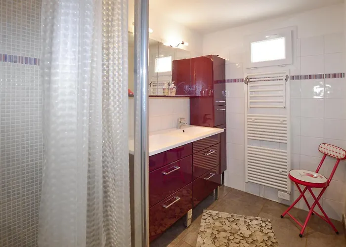 3 Bedroom Stunning In Σπίτι διακοπών *